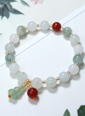 天山翠手串翡翠色玉石串珠手链