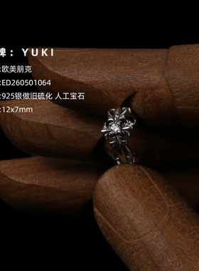 YUKI925银十字花冷淡风耳夹