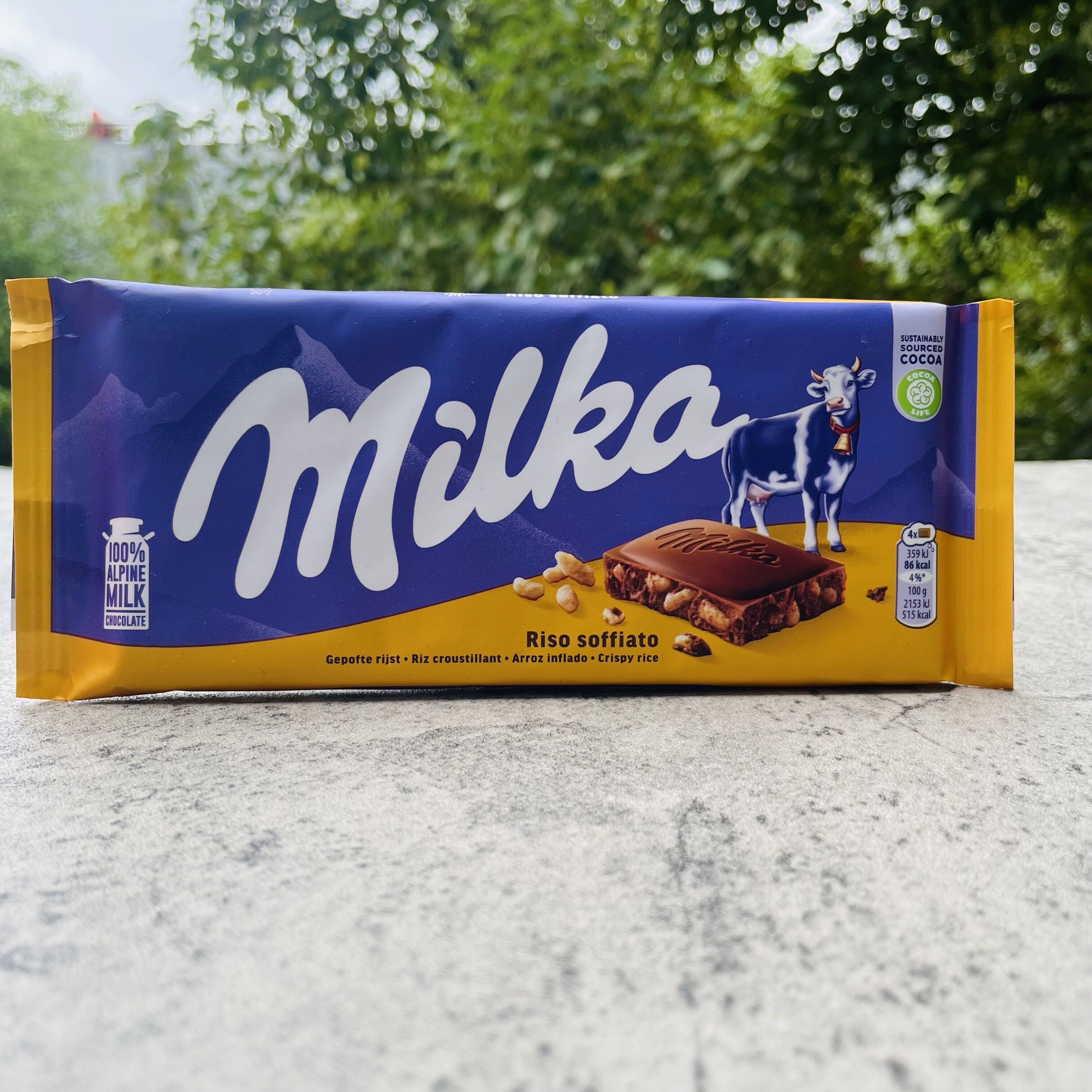 MILKA/德国妙卡奥利奥阿尔卑斯酸奶脆米香双色泡泡牛奶巧克力100g-图2