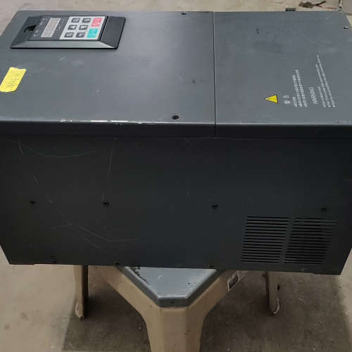 东菱DORNA变频器DLB1-0022T4G，22KW，三相[议] - 图2