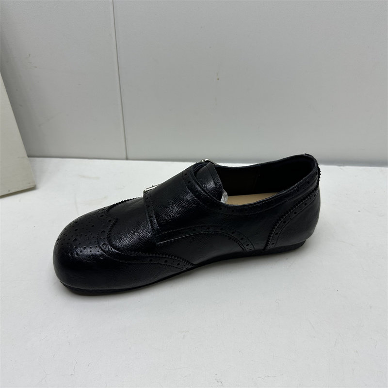 2026春季新款英伦风布洛克乐福鞋圆头皮带扣平底百搭复古女单鞋,淘宝优惠券,粉丝福利购,淘宝优惠卷