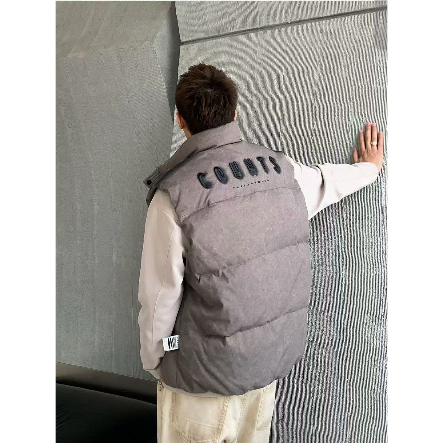 90白鸭绒 美式潮牌设计刺绣扎染立领羽绒马甲情侣款冬季新品背心 - 图2