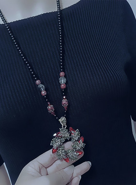 古铜圆珠链子女花环吊坠