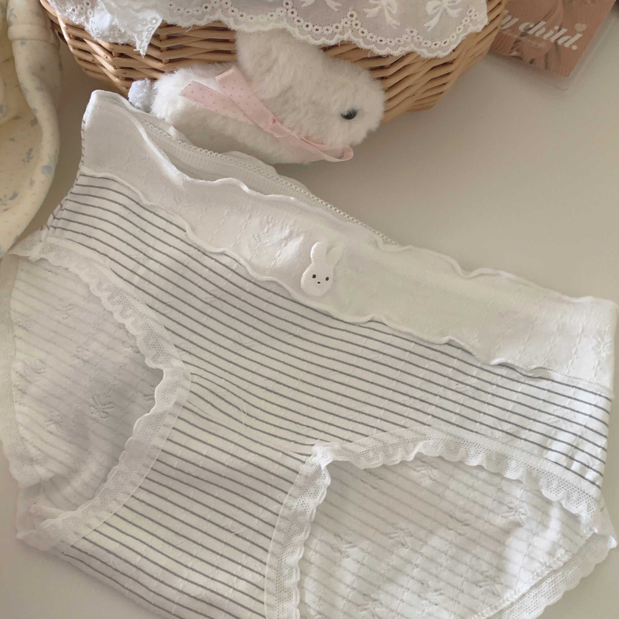 “兔兔心愿池”可爱少女小兔子贴布纯棉舒适弹力包臀三角内裤平价,淘宝优惠券,粉丝福利购,淘宝优惠卷