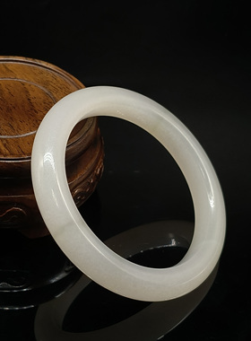 和田玉羊脂白玉手镯    内径59mm   重量56.157克   24090400145