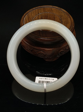 和田玉糖白羊脂  宽条  大口径手镯  内径60.5mm  25070400010