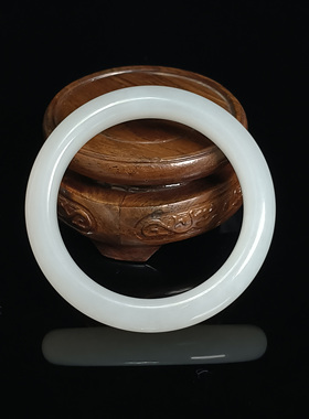 和田玉羊脂白玉手镯      内径56mm    24121300087