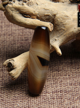 天然缠丝玛瑙天珠8字勒子吊坠