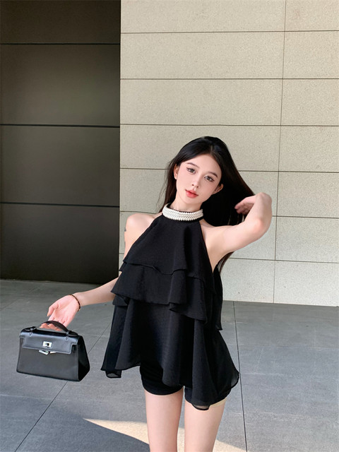 Women's summer clothing for women wearing pearl halter neck vest