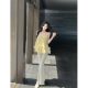 Goose ສີເຫຼືອງສັ້ນ camisole top ສໍາລັບແມ່ຍິງ