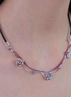 小众时髦玫瑰皮绳项链锁骨链精致