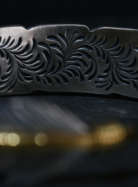 纯银复古唐草纹羽毛手镯个性定制