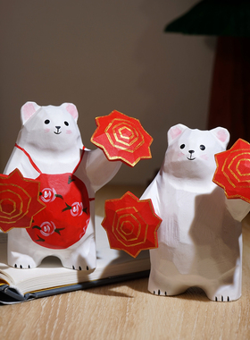 “小熊转手帕”手工木雕小摆件