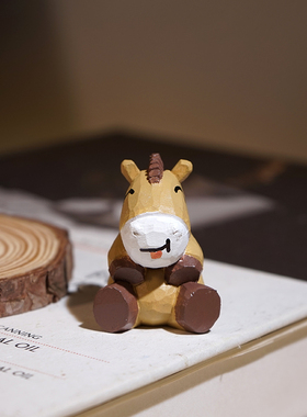 午马手工木雕小摆件卡通