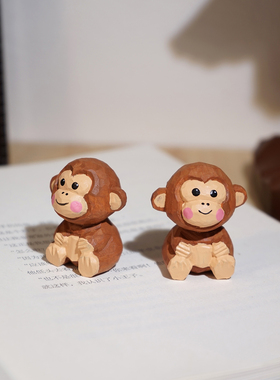 小猴子手工木雕小摆件