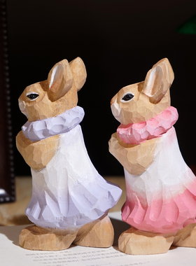 长裙公主兔手工木雕小摆件