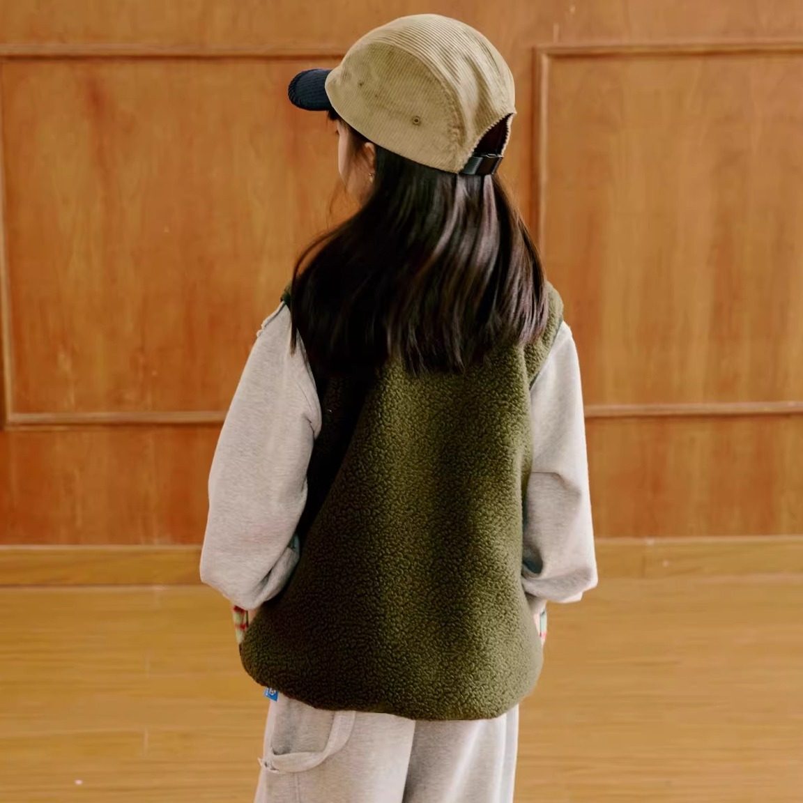 ARF原创 25秋冬新款男女童韩版日系保暖毛呢拼接摇粒绒双面穿马甲,淘宝优惠券,粉丝福利购,淘宝优惠卷