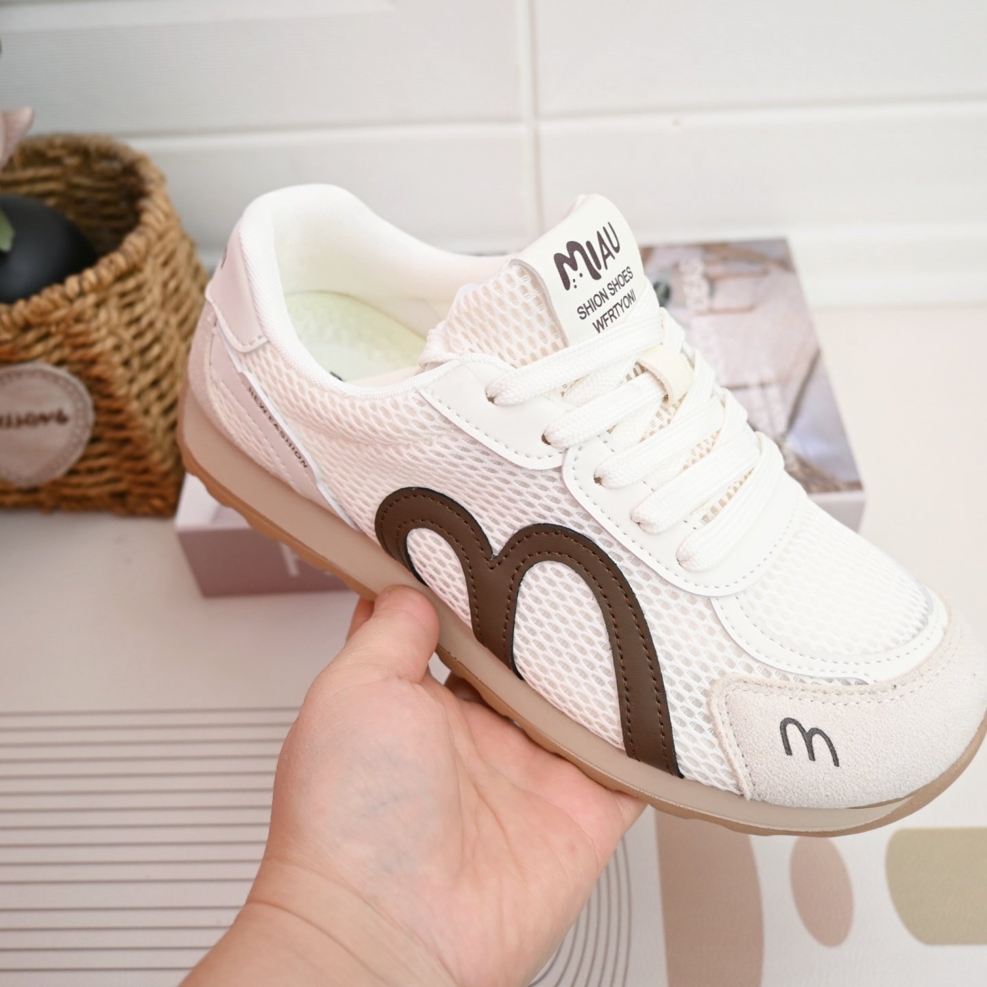 26春秋老北京单鞋网面健步透气软底系带平底圆头德训复古女休闲鞋,淘宝优惠券,粉丝福利购,淘宝优惠卷