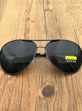 男士偏光镜金色框架方形太阳镜批发 司机专用镜钓鱼眼镜开车墨镜