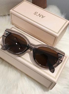 欧美风显脸小墨镜女款2024