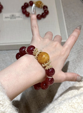天然鸽血红草莓晶手链女款