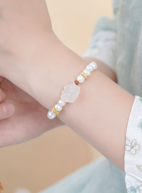 天然淡水珍珠原创手链女新中式狐狸手串小众设计高级感白文创甜美