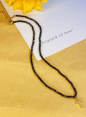 KST原创个性高级感黑色轻奢风水晶颈链十字架项链 女神简约锁骨链