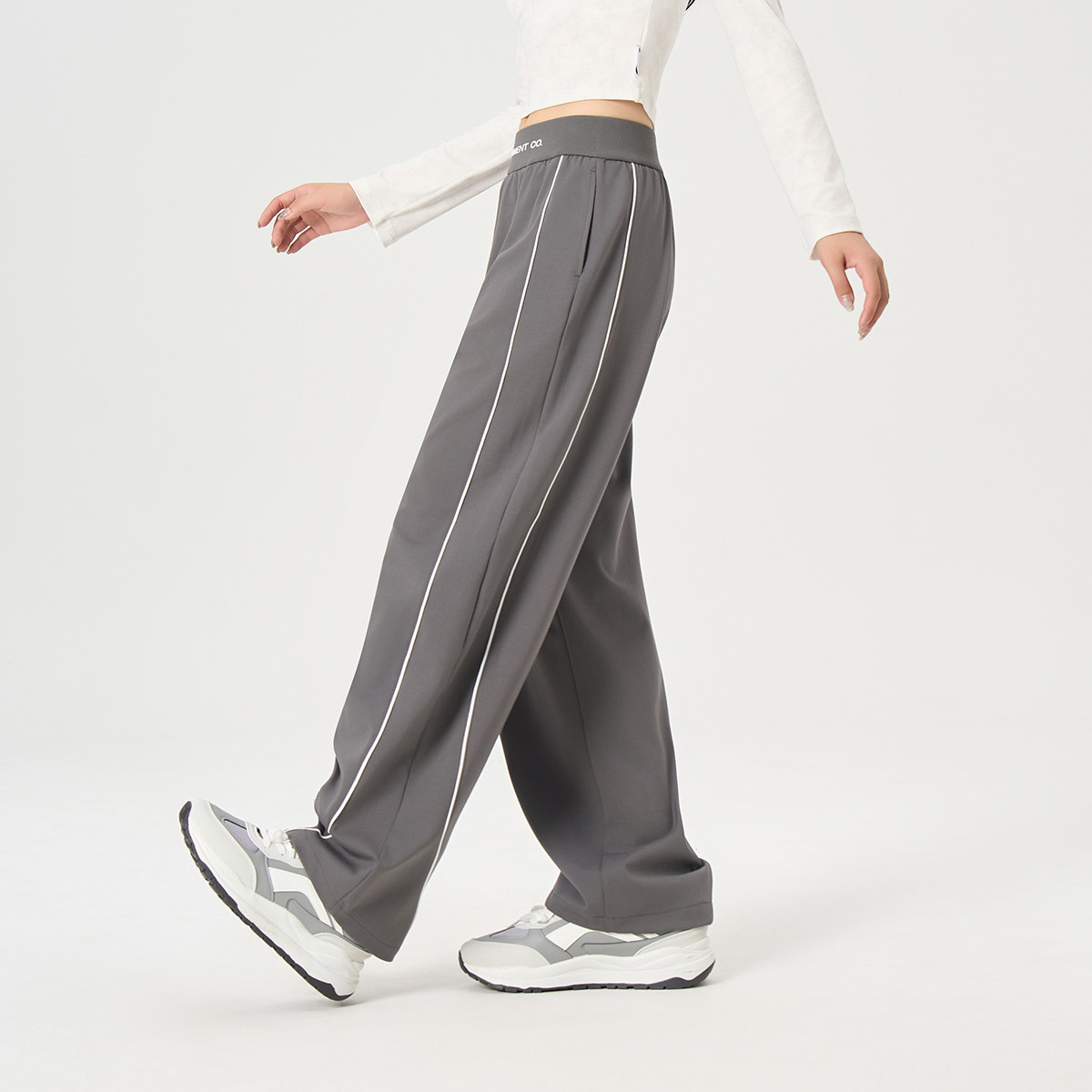 Fun潮牌休闲长裤2025年冬季商场同款时尚运动X-弯刀版针织长裤,淘宝优惠券,粉丝福利购,淘宝优惠卷