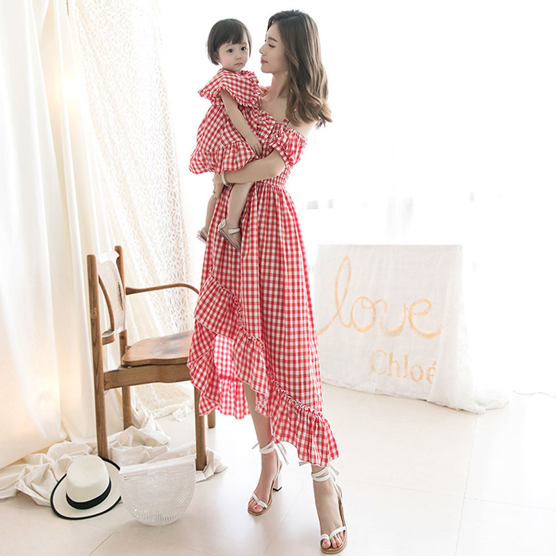 亲子装 韩版时尚高端亲子装红色格子母女装连衣裙我们不一样 亲子装 韩版时尚高端亲子装红色格子母女装连衣裙我们不一样