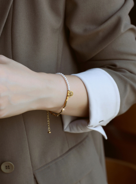 ZOXI不掉色碎碎金珍珠福牌手链女