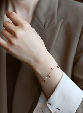 ZOXI不掉色蝴蝶手链轻奢小众精致