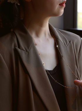 ZOXI不掉色四叶草毛衣链长款秋冬