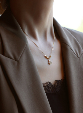 ZOXI钛钢不掉色碎金子蝴蝶项链