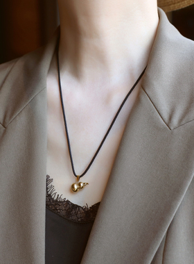 ZOXI男女葫芦毛衣项链轻奢小众