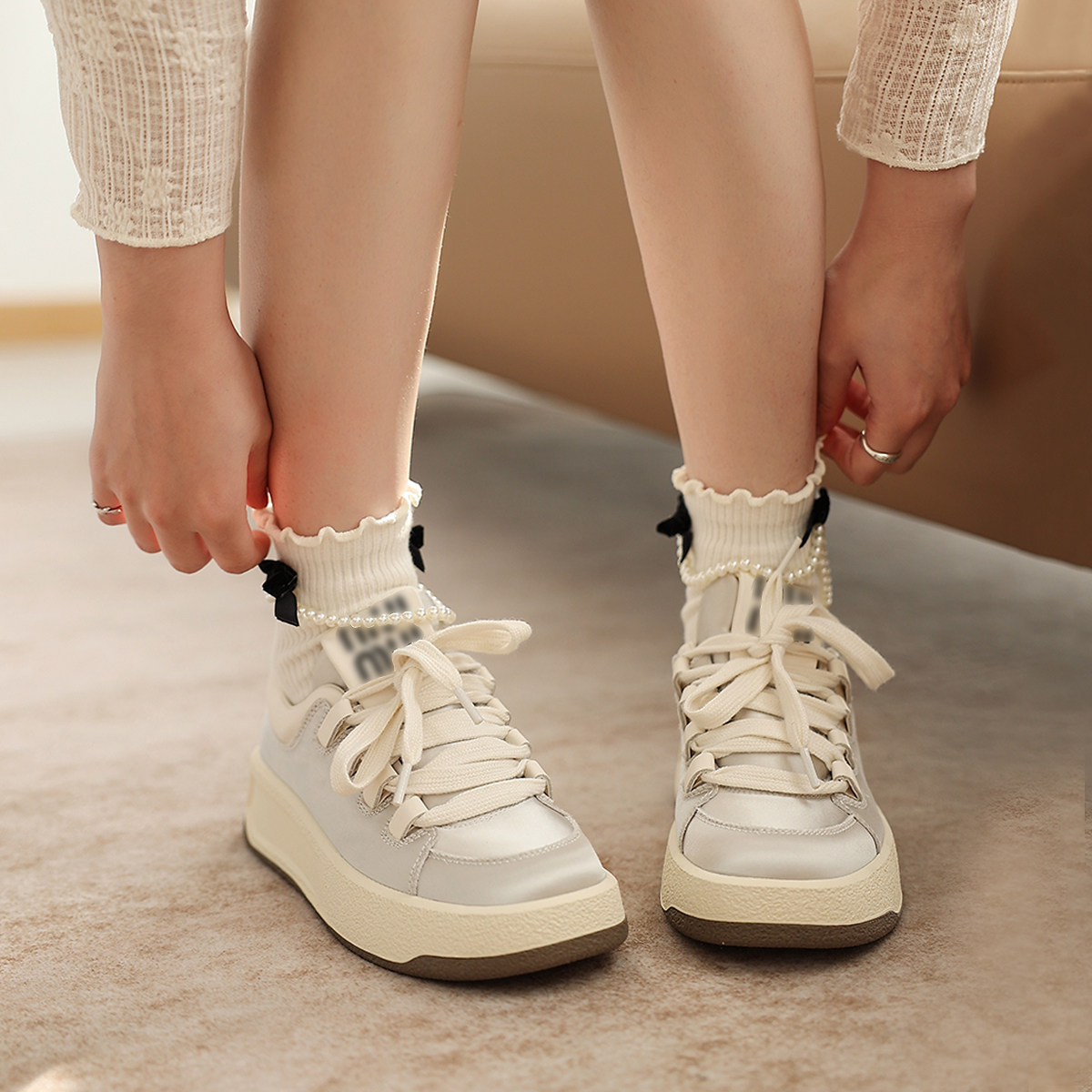 【清仓特价】MenTa玫瑰 小众厚底缎面板鞋女2025低帮休闲面包鞋 - 图0