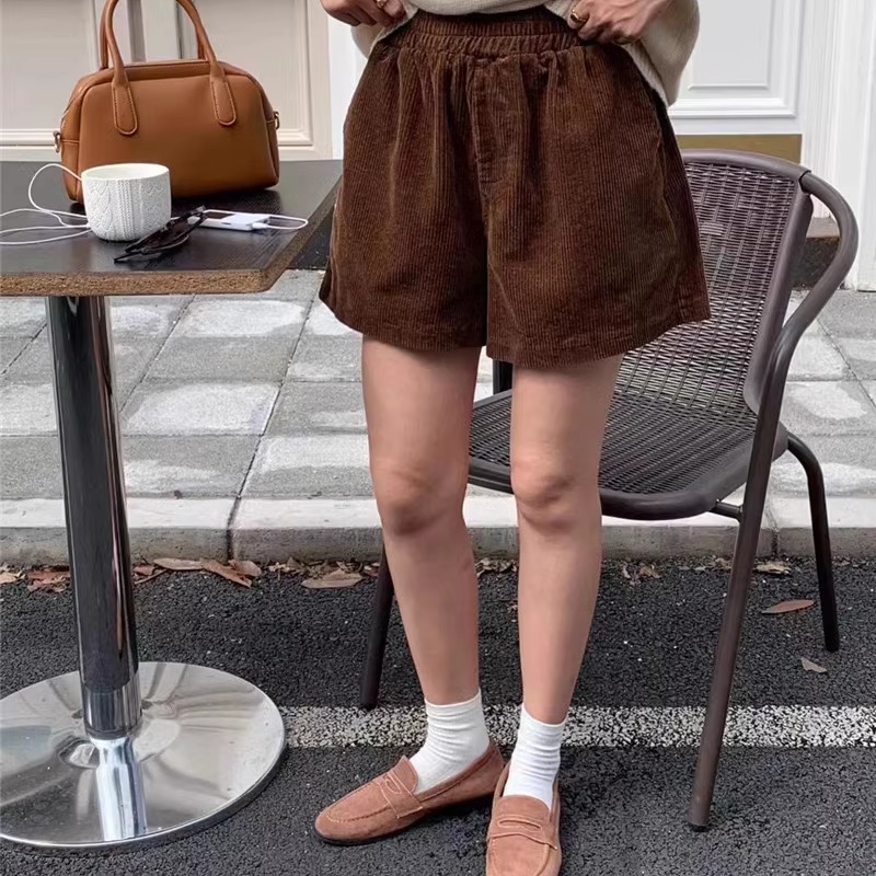 2024冬季纯色灯芯绒短裤休闲裤松紧腰三分显瘦遮肉欧货百搭宽松潮 - 图0