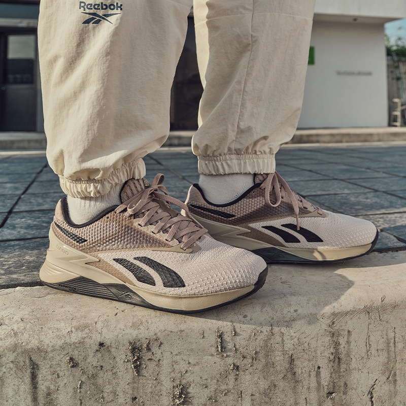  reebok综合训练鞋/室内健身鞋