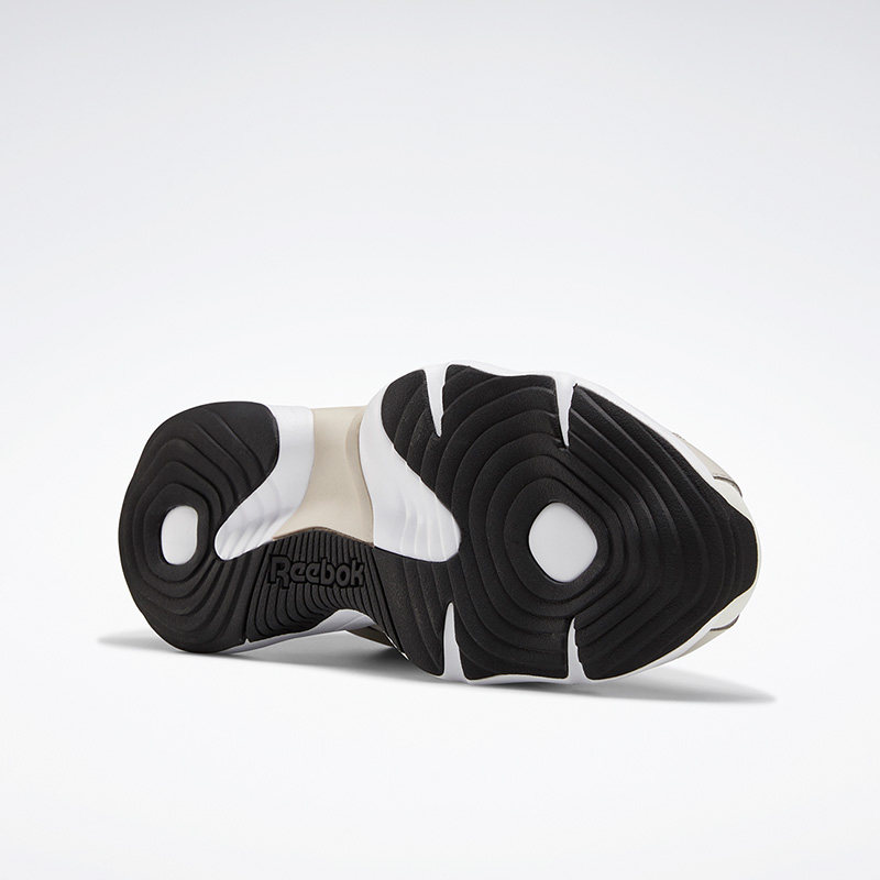  reebok板鞋/休闲鞋