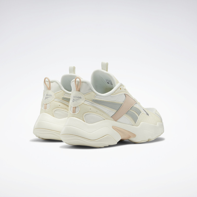  reebok板鞋/休闲鞋