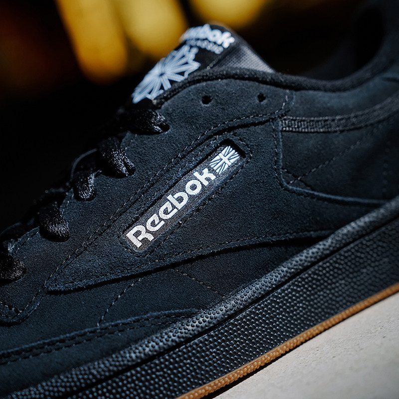  reebok板鞋
