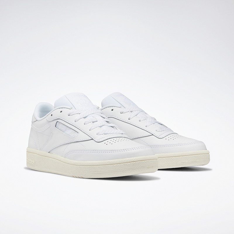  reebok板鞋/休闲鞋
