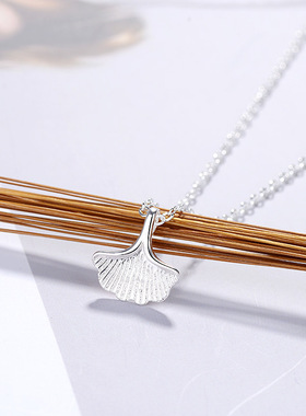 韩版小清新银杏叶项链女锁骨链优雅森系文艺简约叶子吊坠学生礼物