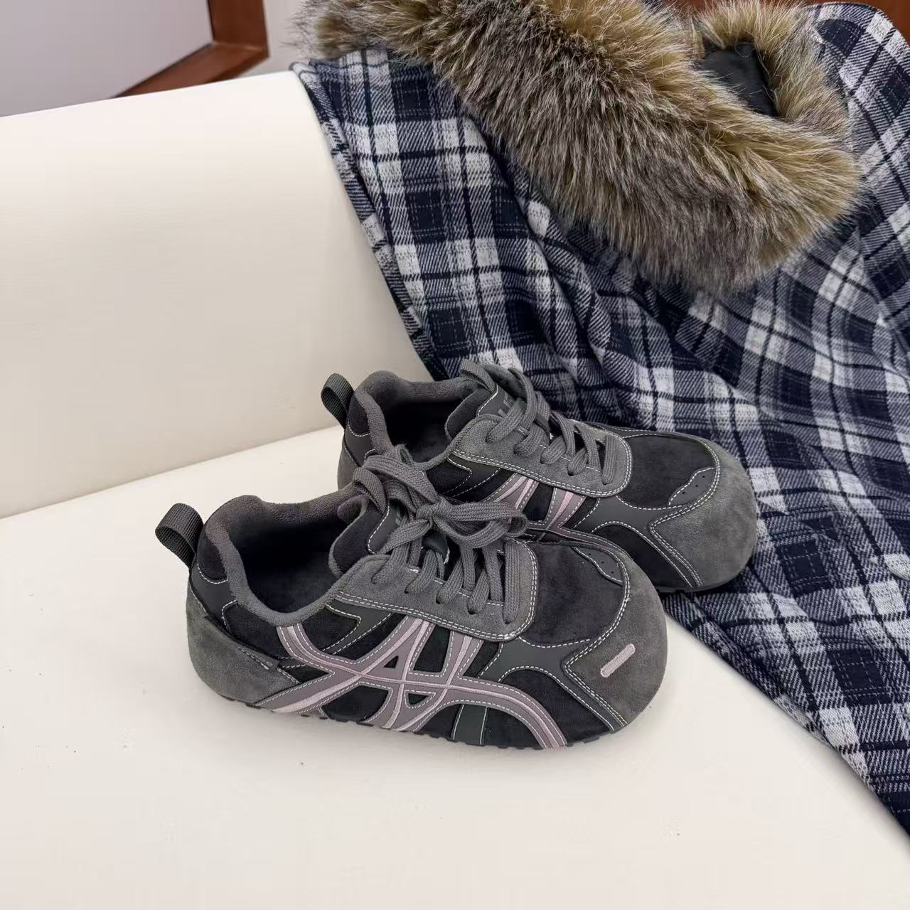 H55女鞋迷你小泡芙2025新款巨显脚小软底德训鞋休闲圆头面包鞋 - 图0