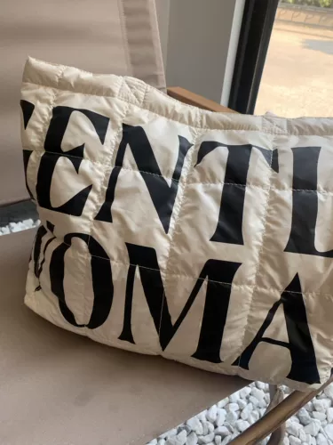 Демисезонная небольшая дизайнерская небольшая сумка с пухом, вместительная и большая сумка на одно плечо, Таиланд