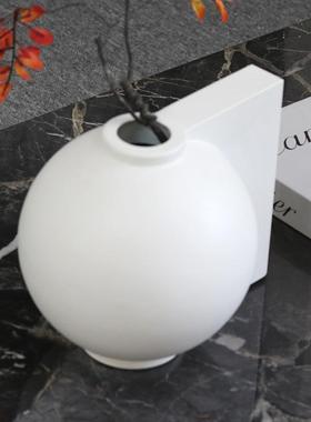 术北QRH欧丹麦风抽象艺感金属花器摆件板房书柜品桌面装样饰组合