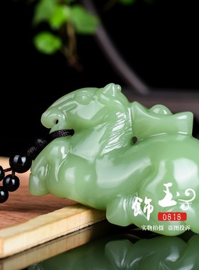 生肖马手把件天然玉石马上有钱