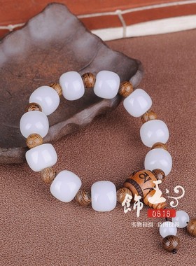 天然羊脂白老型珠手串籽料原石