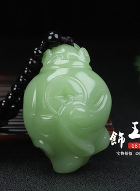 新疆和田玉算盘财神手把件青白玉