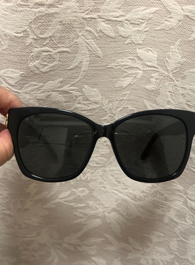仓库实拍质量扎实黑色男女太阳眼镜墨镜轻微猫眼意大利板材有原标