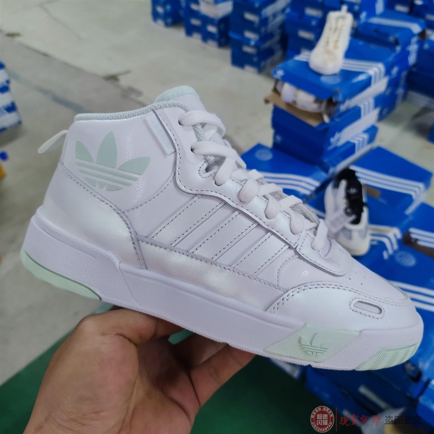 Adidas/阿迪达斯三叶草POST UP男女运动休闲鞋板鞋GX2489 GX2490 - 图1